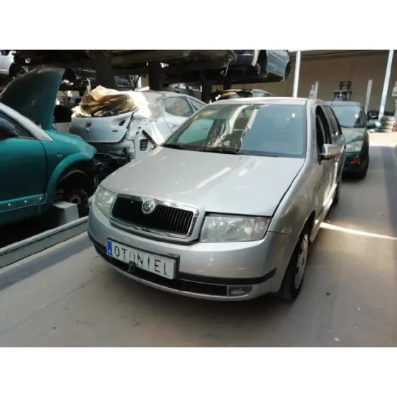 SKODA FABIA (6Y2/6Y3) '2001 ATTRACTIVE GRIS