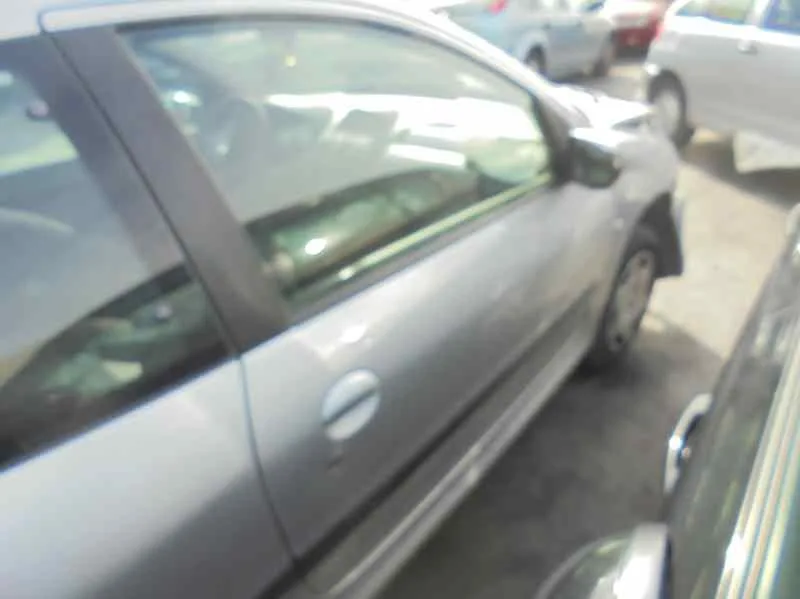 PEUGEOT 206 BERLINA '2003 XN PLATA