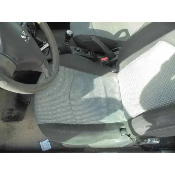 PEUGEOT 206 BERLINA '2003 XN PLATA