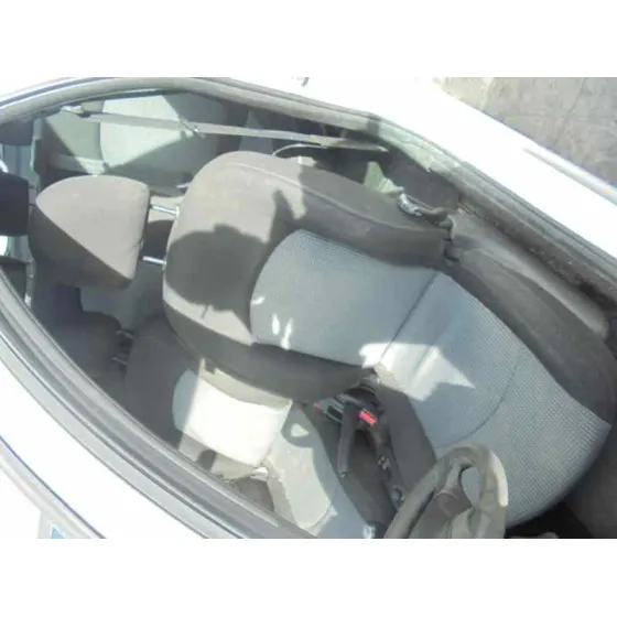 PEUGEOT 206 BERLINA '2003 XN PLATA