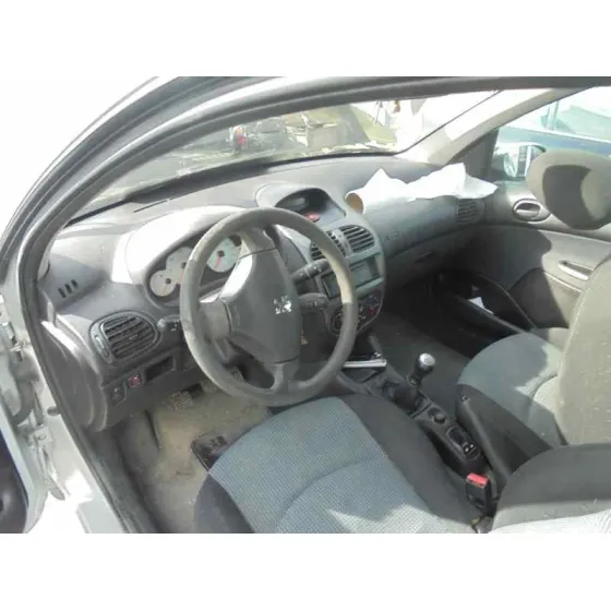 PEUGEOT 206 BERLINA '2003 XN PLATA