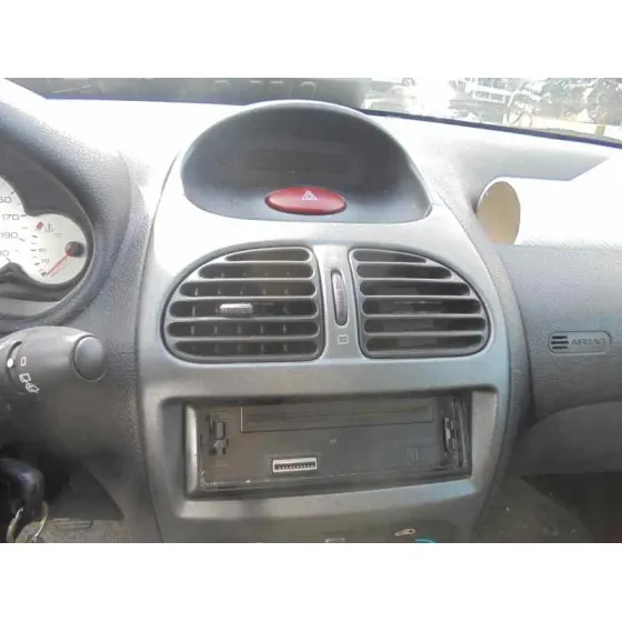 PEUGEOT 206 BERLINA '2003 XN PLATA