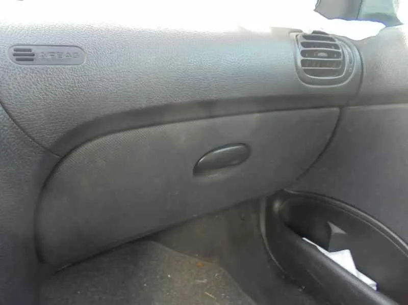 PEUGEOT 206 BERLINA '2003 XN PLATA