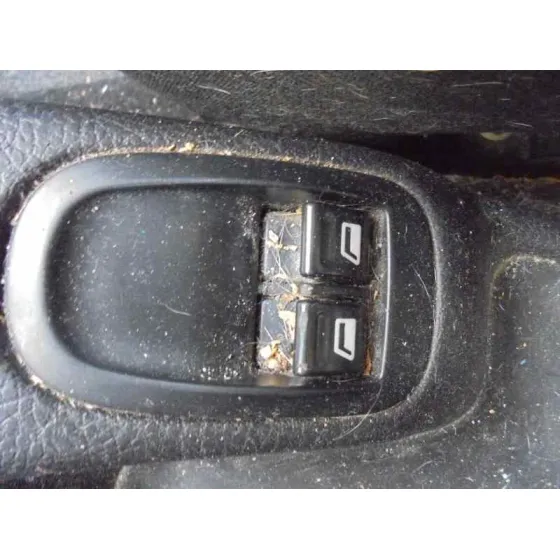 PEUGEOT 206 BERLINA '2003 XN PLATA