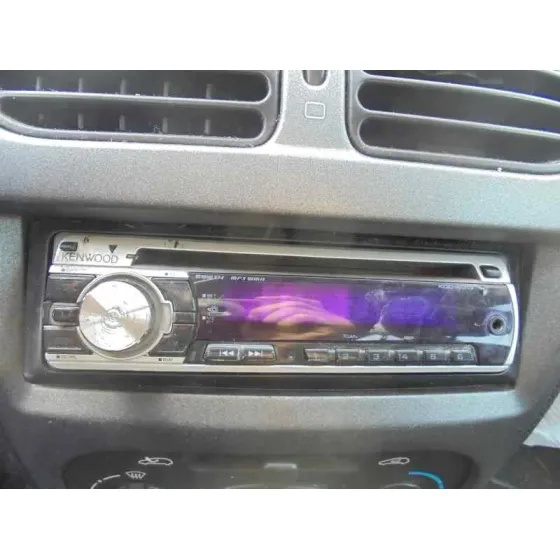 PEUGEOT 206 BERLINA '2003 XN PLATA
