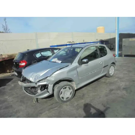 PEUGEOT 206 BERLINA '2003 XN PLATA