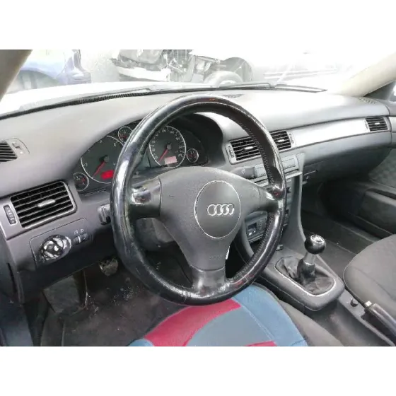 AUDI A6 BERLINA (4B2) '2001 2.5 V6 24V TDI CAT (AYM)