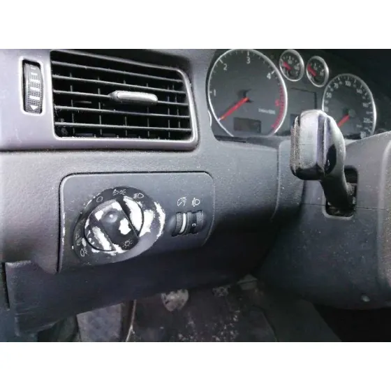 AUDI A6 BERLINA (4B2) '2001 2.5 V6 24V TDI CAT (AYM)