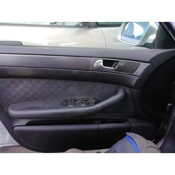 AUDI A6 BERLINA (4B2) '2001 2.5 V6 24V TDI CAT (AYM)