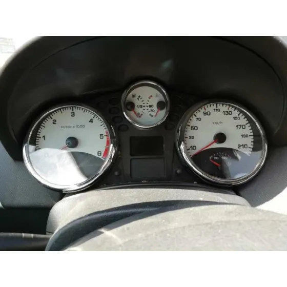 PEUGEOT 207 '2007 1.6 16V HDI ROJO