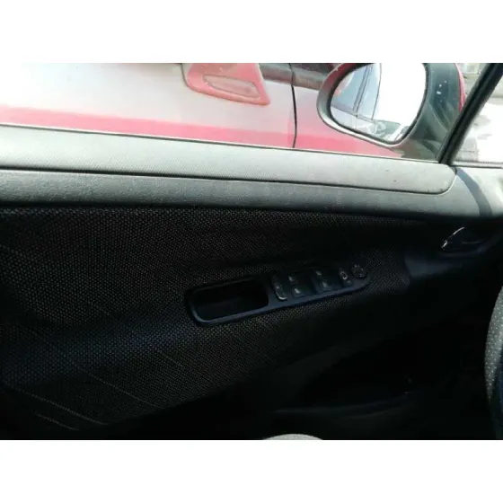 PEUGEOT 207 '2007 1.6 16V HDI ROJO