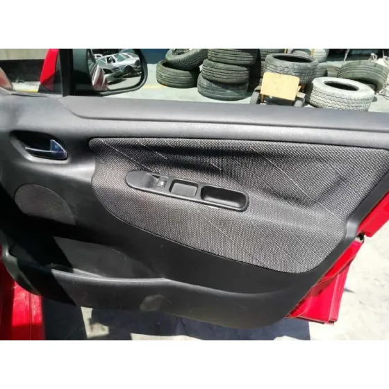 PEUGEOT 207 '2007 1.6 16V HDI ROJO