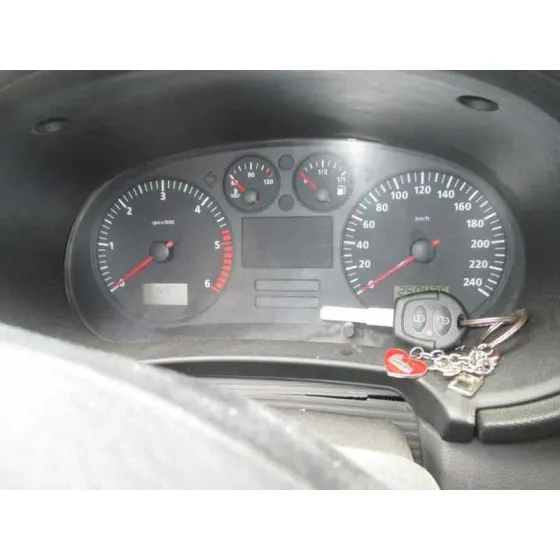 SEAT LEON (1M1) 2002 STELLA ROJO