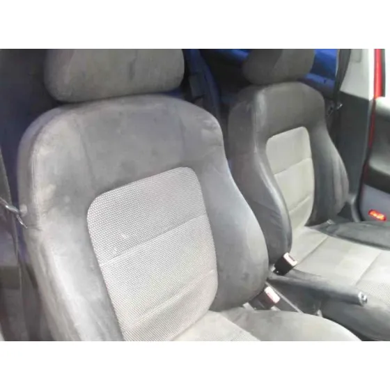SEAT LEON (1M1) 2002 STELLA ROJO
