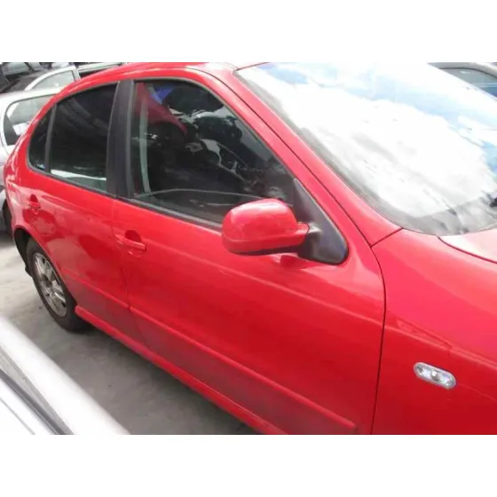 SEAT LEON (1M1) 2002 STELLA ROJO