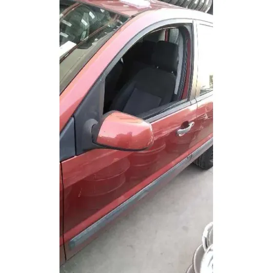 FORD FUSION (CBK) '2006 AMBIENTE ROJO