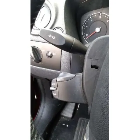 FORD FUSION (CBK) '2006 AMBIENTE ROJO