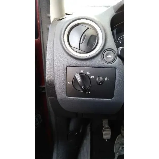 FORD FUSION (CBK) '2006 AMBIENTE ROJO