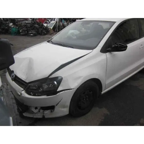 VOLKSWAGEN POLO (6R1) '2010 ADVANCE BLANCO