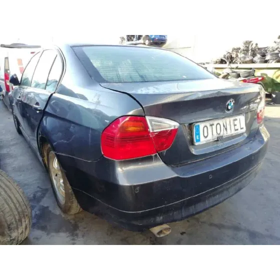 BMW SERIE 3 BERLINA (E90) '2007 2.0 CAT GRIS PLOMO