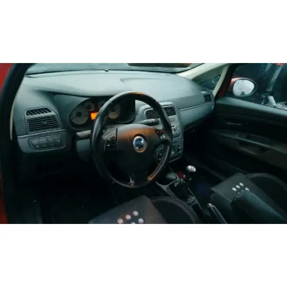 FIAT GRANDE PUNTO (199) '2007 1.9 MULTIJET SPORT (01.2007->) ROJO