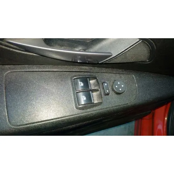 FIAT GRANDE PUNTO (199) '2007 1.9 MULTIJET SPORT (01.2007->) ROJO
