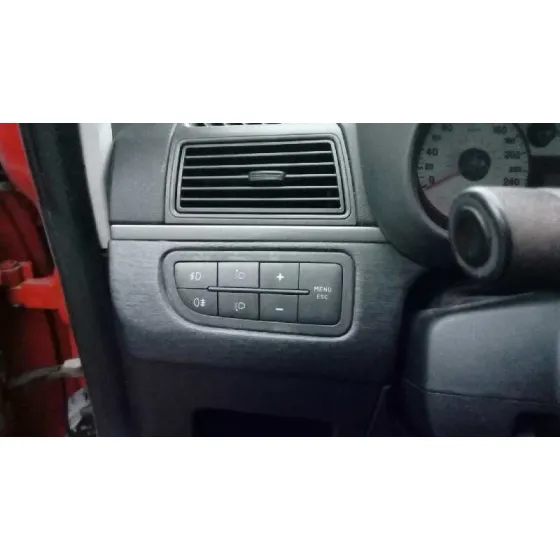 FIAT GRANDE PUNTO (199) '2007 1.9 MULTIJET SPORT (01.2007->) ROJO