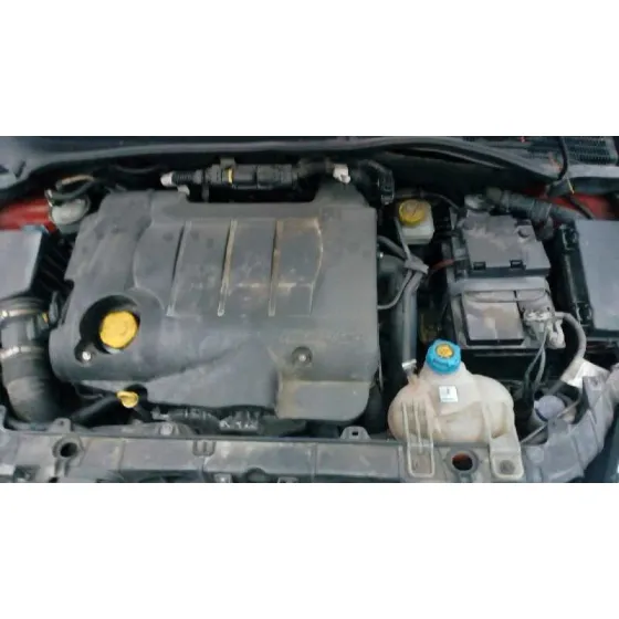 FIAT GRANDE PUNTO (199) '2007 1.9 MULTIJET SPORT (01.2007->) ROJO