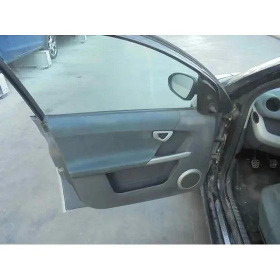 SMART FORFOUR '2005 CDI (70KW) PLATA