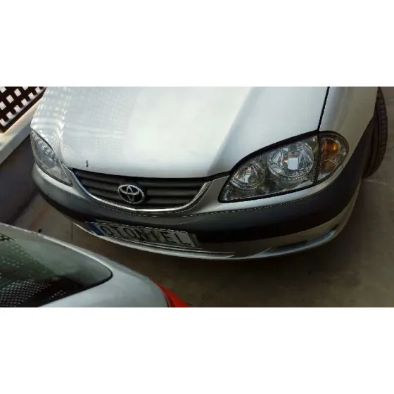 TOYOTA AVENSIS BERLINA (T 22) '2000 1.8 SOL (4-PTAS.) GRIS