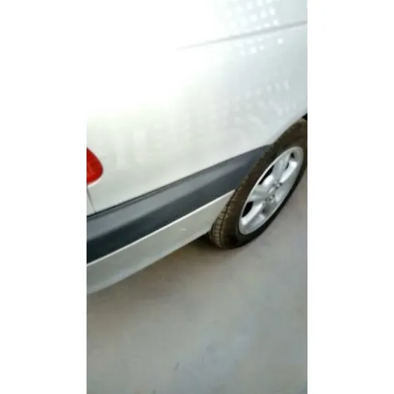 TOYOTA AVENSIS BERLINA (T 22) '2000 1.8 SOL (4-PTAS.) GRIS