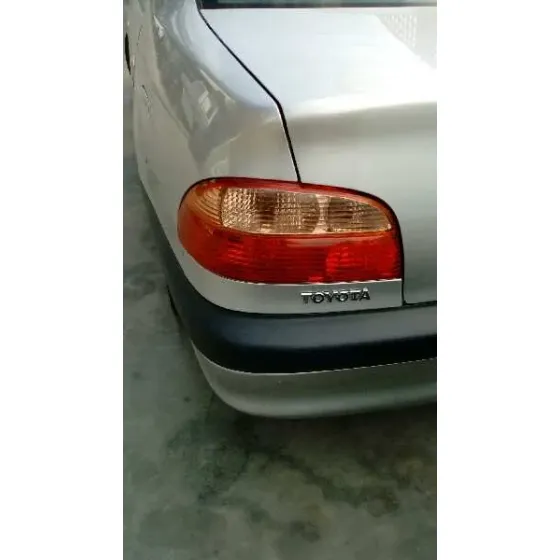 TOYOTA AVENSIS BERLINA (T 22) '2000 1.8 SOL (4-PTAS.) GRIS