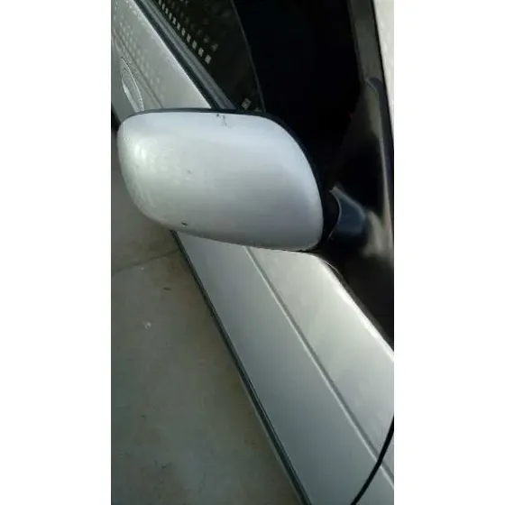 TOYOTA AVENSIS BERLINA (T 22) '2000 1.8 SOL (4-PTAS.) GRIS