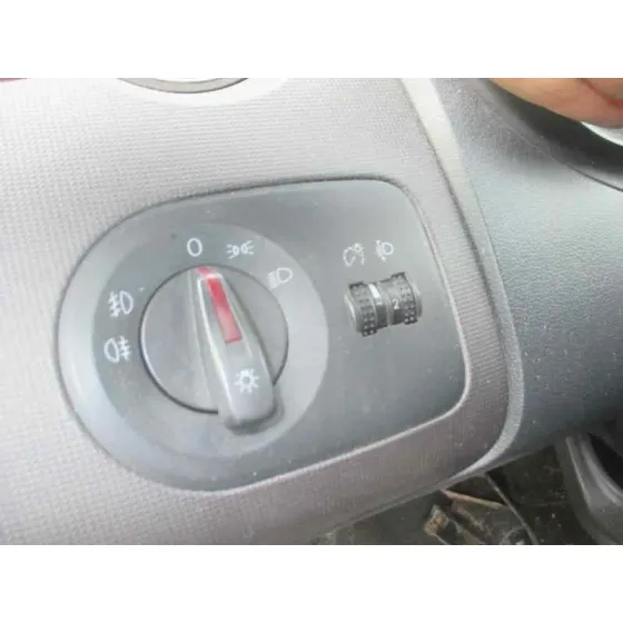 SEAT IBIZA (6J5) '2013 STYLE TECH PLATA