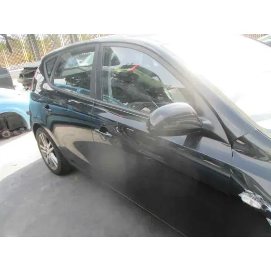 HYUNDAI I30 '2008 CLASSIC NEGRO