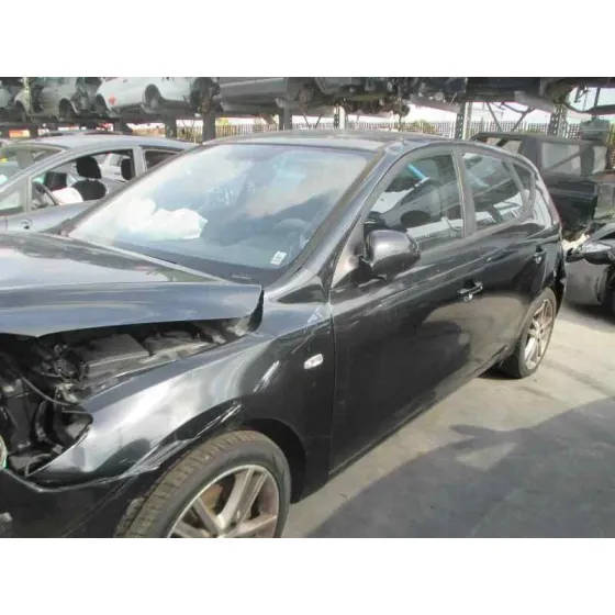 HYUNDAI I30 '2008 CLASSIC NEGRO