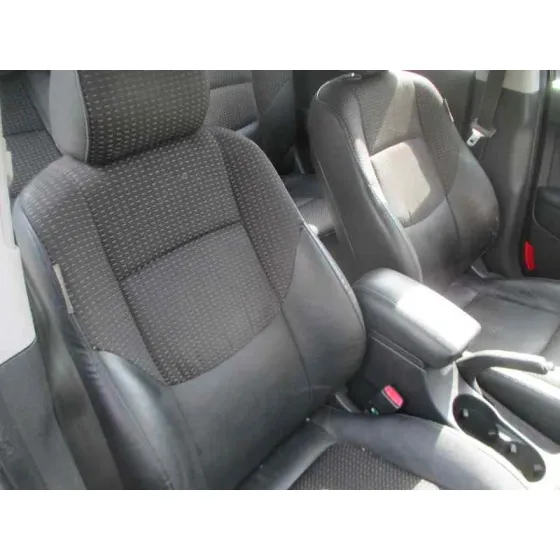 HYUNDAI I30 '2008 CLASSIC NEGRO