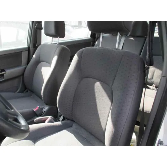 KIA CARENS '2003 2.0 CRDI EX MONOVOLUMEN BLANCO