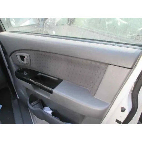 KIA CARENS '2003 2.0 CRDI EX MONOVOLUMEN BLANCO