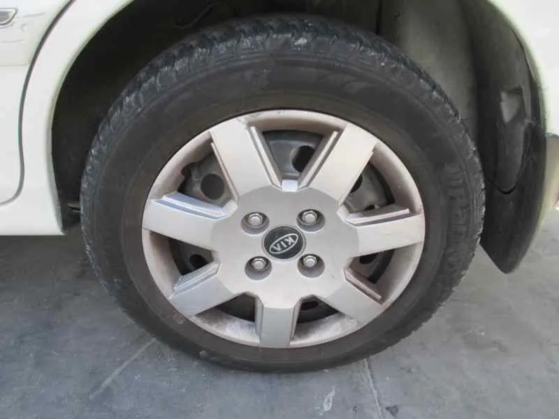 KIA CARENS '2003 2.0 CRDI EX MONOVOLUMEN BLANCO