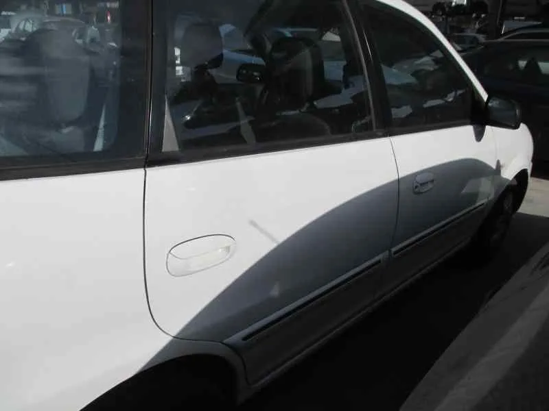 KIA CARENS '2003 2.0 CRDI EX MONOVOLUMEN BLANCO