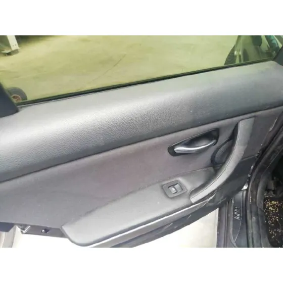 BMW SERIE 3 TOURING (E91) '2006 320D NEGRO
