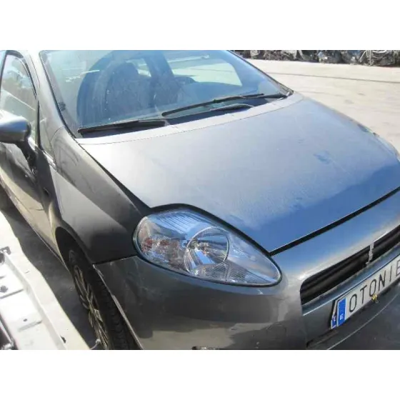 FIAT GRANDE PUNTO (199) '2006 1.3 16V MULTIJET ACTIVE (55KW) GRIS