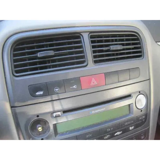 FIAT GRANDE PUNTO (199) '2006 1.3 16V MULTIJET ACTIVE (55KW) GRIS