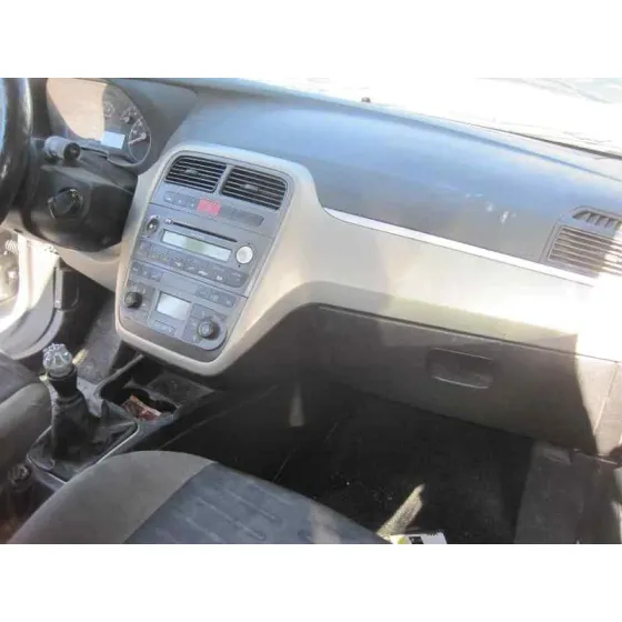 FIAT GRANDE PUNTO (199) '2006 1.3 16V MULTIJET ACTIVE (55KW) GRIS
