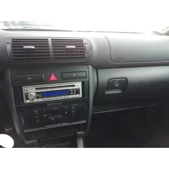 AUDI A3 (8L) '2004 1.9 TDI PLATA
