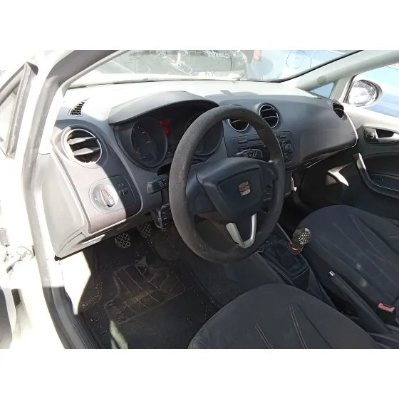 Seat IBIZA IV (6J5, 6P1) 2009