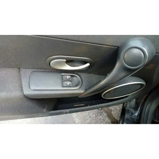 RENAULT CLIO III '2007 * NEGRO