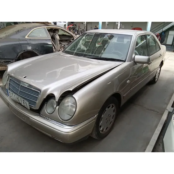 TIPO MOTOR: 606962 CVF/KW: 19.96/130