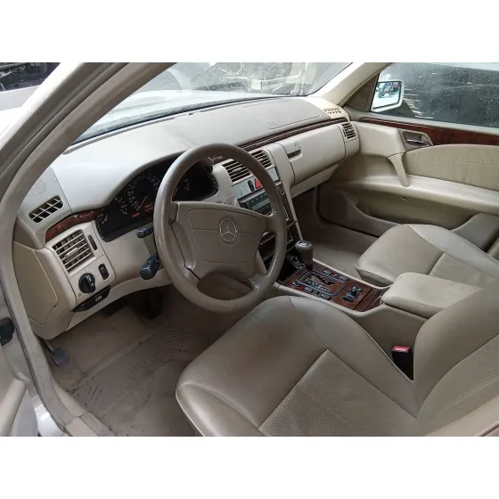 TIPO MOTOR: 606962 CVF/KW: 19.96/130